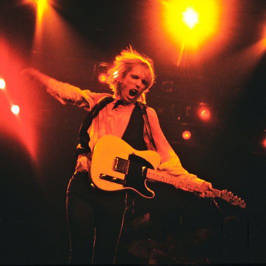 TOM PETTY ESTATE + THIRD MAN RECORDS COLLABORATE TO SHARE A “BOOTLEG” RARE LISTEN TOM PETTY AND THE HEARTBREAKERS LIVE IN EDINBURGH 1982: THE GENNARO TAPES OUT NOVEMBER 29